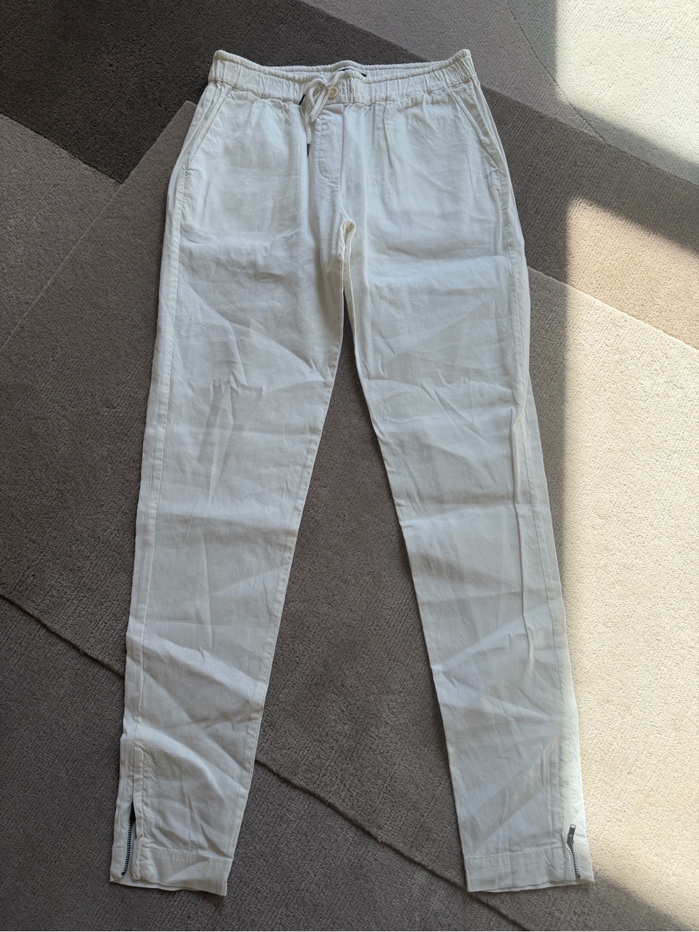 Theory White Drawstring Track Pants with Ankle Zips